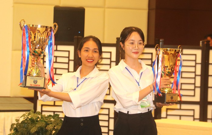 7 tay cơ Việt Nam cùng tranh chức vô địch Billiards Carom 3 băng thế giới với các cơ thủ hàng đầu- Ảnh 2. 7 tay cơ Việt Nam cùng tranh chức vô địch Billiards Carom 3 băng thế giới với các cơ thủ hàng đầu- Ảnh 2.