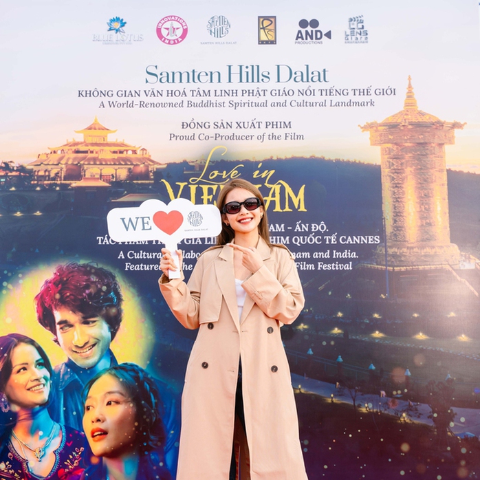 Khả Ngân lo lắng trong lần đầu đóng phim Bollywood- Ảnh 2. Khả Ngân lo lắng trong lần đầu đóng phim Bollywood- Ảnh 2.