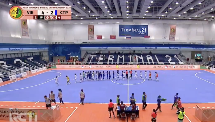 Futsal nữ Việt Nam ngược dòng thắng Đài Bắc Trung Hoa- Ảnh 1. Futsal nữ Việt Nam ngược dòng thắng Đài Bắc Trung Hoa- Ảnh 1.