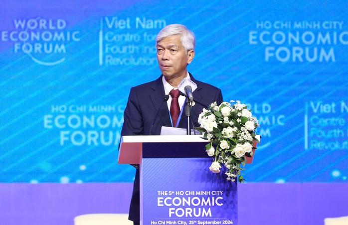 Thủ tướng chủ trì phiên đối thoại chính sách với các khách mời, tập đoàn kinh tế- Ảnh 4. Thủ tướng chủ trì phiên đối thoại chính sách với các khách mời, tập đoàn kinh tế- Ảnh 4.