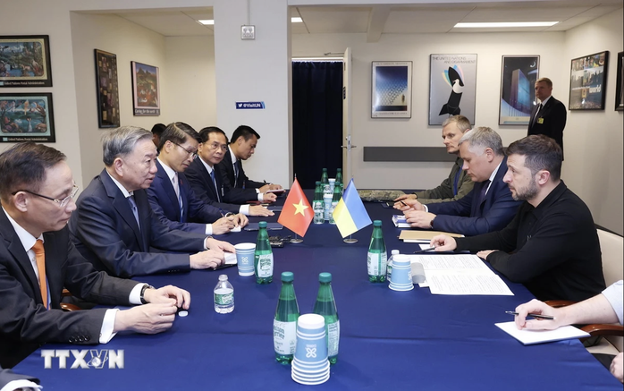Tổng Bí thư, Chủ tịch nước Tô Lâm gặp Chủ tịch EC và Tổng thống Ukraine- Ảnh 5. Tổng Bí thư, Chủ tịch nước Tô Lâm gặp Chủ tịch EC và Tổng thống Ukraine- Ảnh 5.