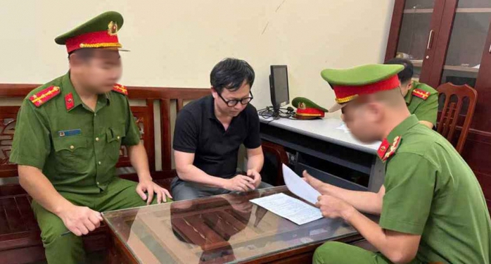 Vì sao Tổng biên tập tạp chí Môi trường và Đô thị Đồng Xuân Thụ và các thuộc cấp bị bắt?- Ảnh 2. Vì sao Tổng biên tập tạp chí Môi trường và Đô thị Đồng Xuân Thụ và các thuộc cấp bị bắt?- Ảnh 2.