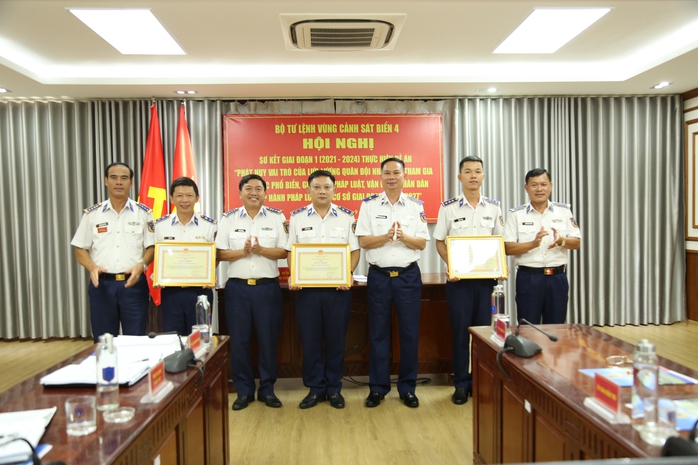 Vùng Cảnh sát biển 4: Nhiều sáng tạo trong thực hiện Đề án 1371- Ảnh 3. Vùng Cảnh sát biển 4: Nhiều sáng tạo trong thực hiện Đề án 1371- Ảnh 3.