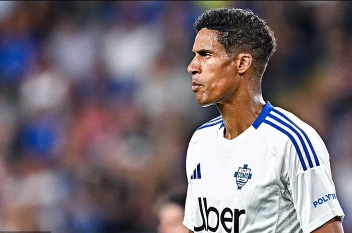 Trung vệ Raphael Varane cân nhắc treo giày vĩnh viễn- Ảnh 4. Trung vệ Raphael Varane cân nhắc treo giày vĩnh viễn- Ảnh 4.