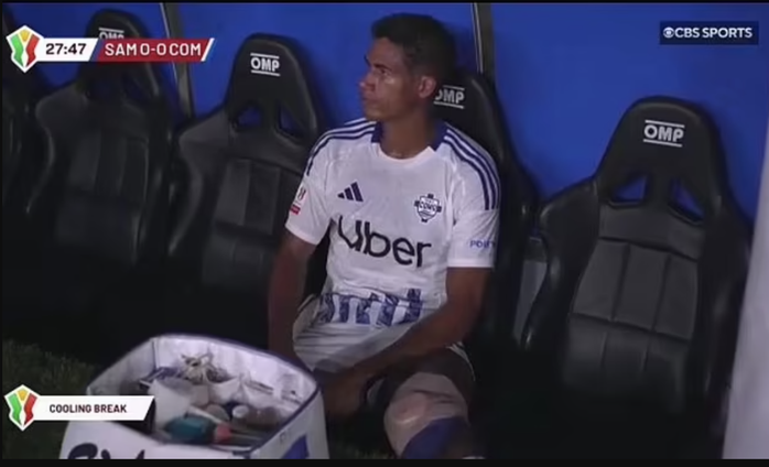 Trung vệ Raphael Varane cân nhắc treo giày vĩnh viễn- Ảnh 6. Trung vệ Raphael Varane cân nhắc treo giày vĩnh viễn- Ảnh 6.