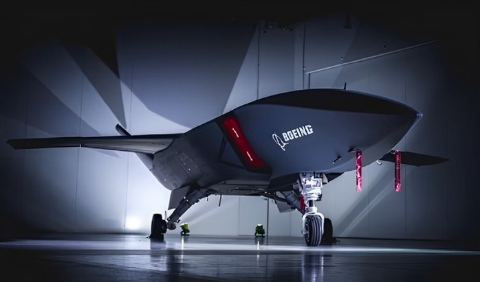 Lo ngại bủa vây kế hoạch "máy bay sát thủ" AI của Boeing- Ảnh 1. Lo ngại bủa vây kế hoạch "máy bay sát thủ" AI của Boeing- Ảnh 1.