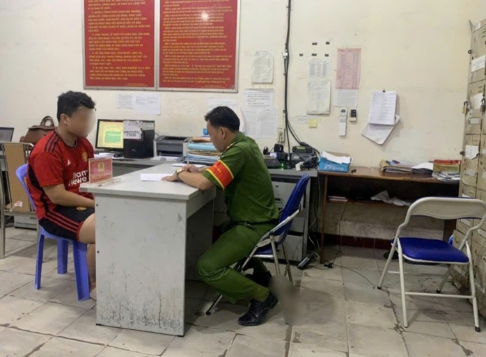 TP HCM: Sự thật khó tin khi nam thanh niên trình báo bị cướp- Ảnh 1. TP HCM: Sự thật khó tin khi nam thanh niên trình báo bị cướp- Ảnh 1.
