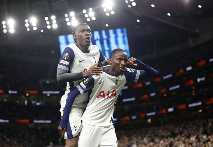 Thắng giòn giã Qarabag, Tottenham khởi đầu ấn tượng Europa League- Ảnh 4. Thắng giòn giã Qarabag, Tottenham khởi đầu ấn tượng Europa League- Ảnh 4.
