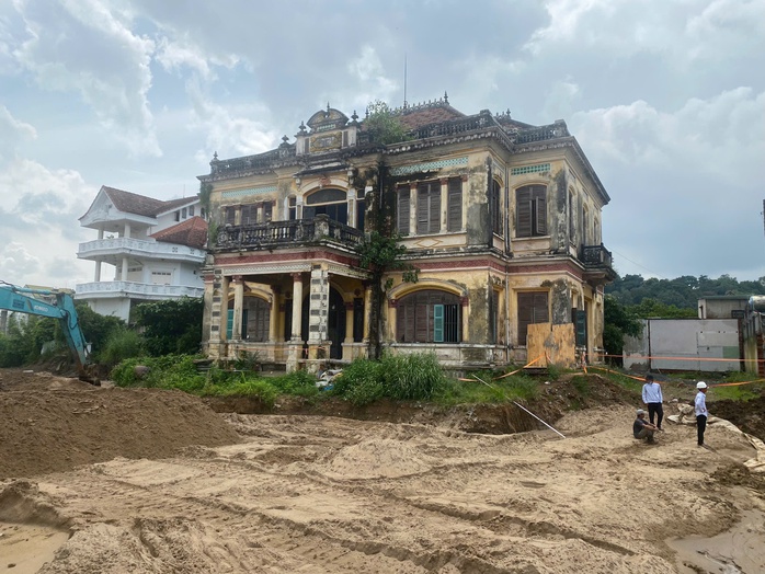 3 phương án cho biệt thự cổ “nhà lầu ông Phủ"- Ảnh 1. 3 phương án cho biệt thự cổ “nhà lầu ông Phủ"- Ảnh 1.