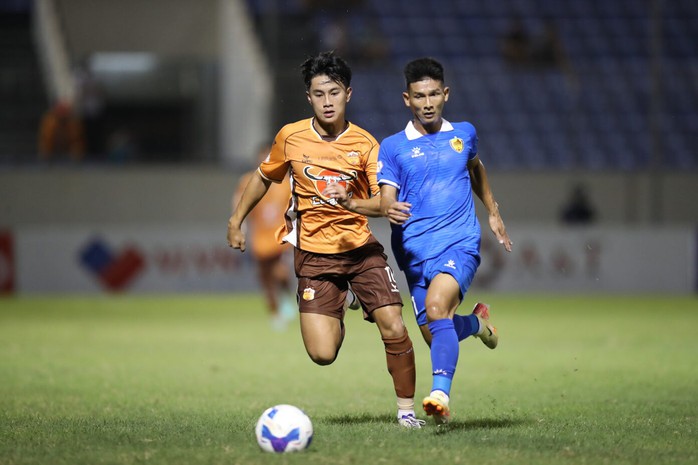 Trần Gia Bảo liệu có được so tài với ĐKVĐ V-League?- Ảnh 2.