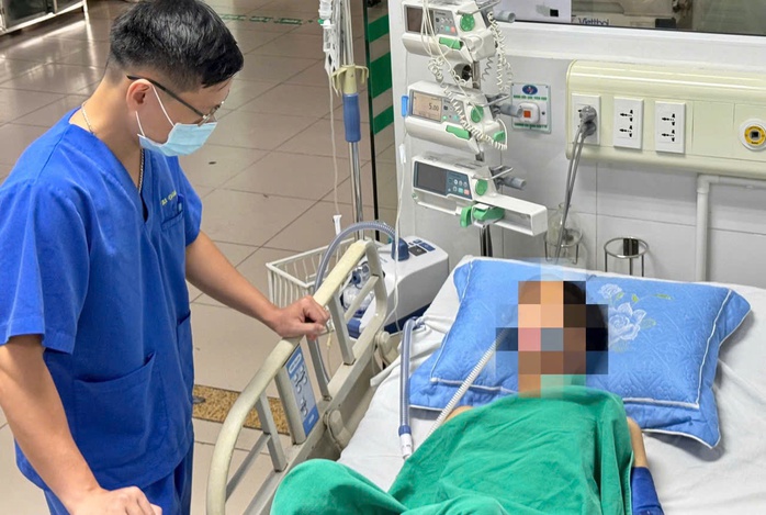 Suýt chết vì thanh lọc cơ thể bằng nước kiềm pha muối- Ảnh 2.