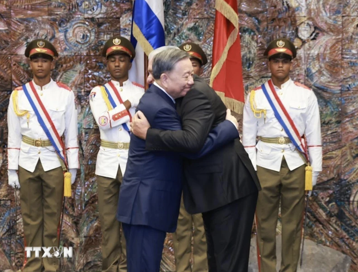 Cuba trao tặng Tổng Bí thư, Chủ tịch nước Tô Lâm Huân chương Jose Marti- Ảnh 5. Cuba trao tặng Tổng Bí thư, Chủ tịch nước Tô Lâm Huân chương Jose Marti- Ảnh 5.