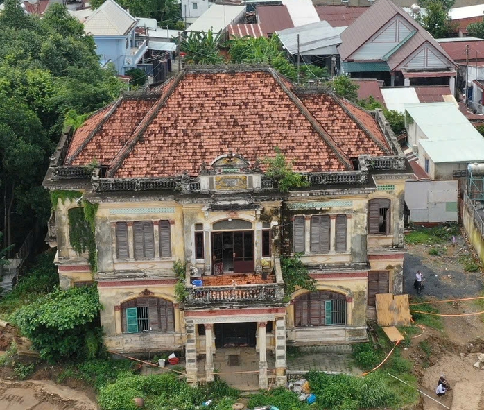 Đồng Nai đề xuất nắn đường ven sông để bảo tồn "nhà lầu ông Phủ"- Ảnh 3. Đồng Nai đề xuất nắn đường ven sông để bảo tồn "nhà lầu ông Phủ"- Ảnh 3.