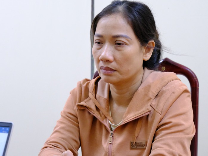 Triệt phá đường dây làm giả tài liệu của cơ quan, tổ chức để buôn điện thoại “dỏm”- Ảnh 3. Triệt phá đường dây làm giả tài liệu của cơ quan, tổ chức để buôn điện thoại “dỏm”- Ảnh 3.