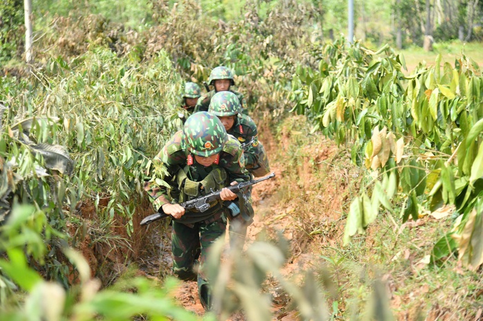 Những hình ảnh tham gia thực binh quy mô lớn ở Phú Quốc- Ảnh 4. Những hình ảnh tham gia thực binh quy mô lớn ở Phú Quốc- Ảnh 4.