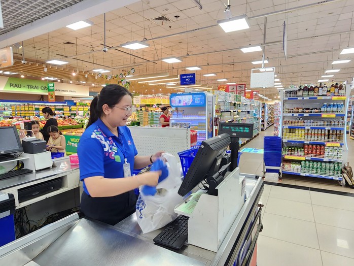 Cuộc thi "Tự hào hàng Việt": Hương quê giữa lòng Co.opmart- Ảnh 1. Cuộc thi "Tự hào hàng Việt": Hương quê giữa lòng Co.opmart- Ảnh 1.