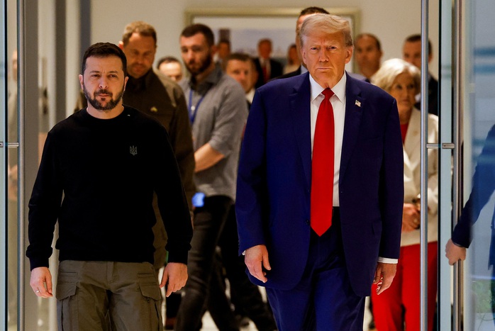 Ông Trump gặp Tổng thống Zelensky, cam kết chấm dứt xung đột Ukraine- Ảnh 1. Ông Trump gặp Tổng thống Zelensky, cam kết chấm dứt xung đột Ukraine- Ảnh 1.