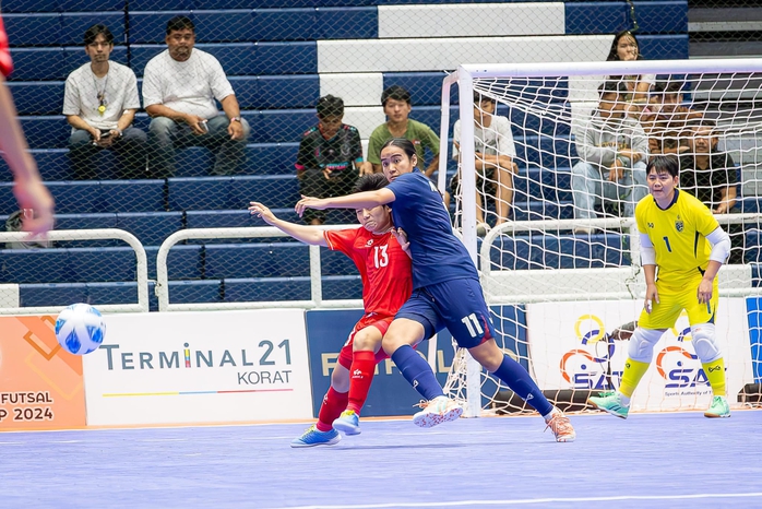 Bị Thái Lan cầm hòa, futsal nữ Việt Nam vẫn vô địch- Ảnh 2. Bị Thái Lan cầm hòa, futsal nữ Việt Nam vẫn vô địch- Ảnh 2.