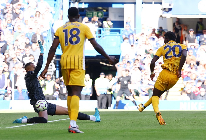Rượt đuổi điên rồ, Chelsea hạ Brighton với 4 bàn của Palmer - Ảnh 4. Rượt đuổi điên rồ, Chelsea hạ Brighton với 4 bàn của Palmer - Ảnh 4.