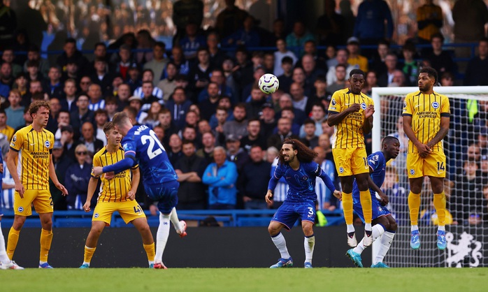 Rượt đuổi điên rồ, Chelsea hạ Brighton với 4 bàn của Palmer - Ảnh 5. Rượt đuổi điên rồ, Chelsea hạ Brighton với 4 bàn của Palmer - Ảnh 5.