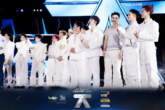 Hơn 20.000 khán giả cổ vũ nồng nhiệt "Anh trai say hi" Concert 2024- Ảnh 3. Hơn 20.000 khán giả cổ vũ nồng nhiệt "Anh trai say hi" Concert 2024- Ảnh 3.