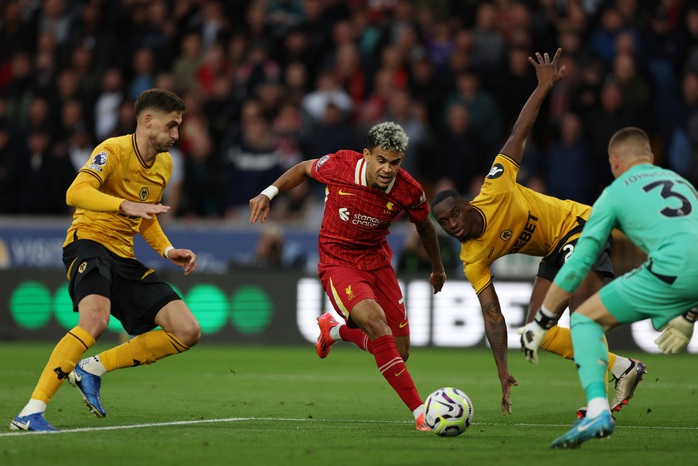 Hạ chủ nhà Wolves, Liverpool lên đỉnh bảng Ngoại hạng Anh- Ảnh 2. Hạ chủ nhà Wolves, Liverpool lên đỉnh bảng Ngoại hạng Anh- Ảnh 2.