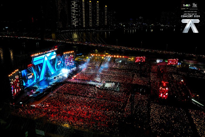 Hơn 20.000 khán giả cổ vũ nồng nhiệt "Anh trai say hi" Concert 2024- Ảnh 6. Hơn 20.000 khán giả cổ vũ nồng nhiệt "Anh trai say hi" Concert 2024- Ảnh 6.