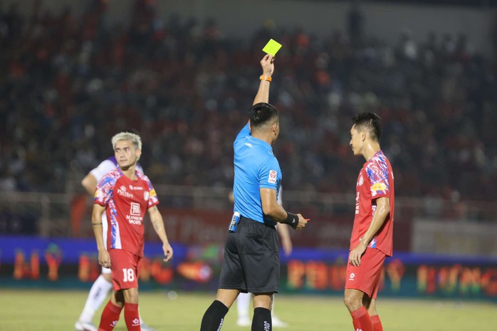 Patrik Lê Giang xuất sắc nhưng CLB TP HCM vẫn thua Hà Nội FC- Ảnh 7. Patrik Lê Giang xuất sắc nhưng CLB TP HCM vẫn thua Hà Nội FC- Ảnh 7.