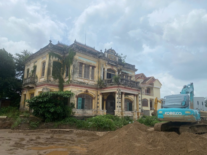 Toàn cảnh biệt thự cổ "nhà lầu ông Phủ" ven sông Đồng Nai- Ảnh 8. Toàn cảnh biệt thự cổ "nhà lầu ông Phủ" ven sông Đồng Nai- Ảnh 8.