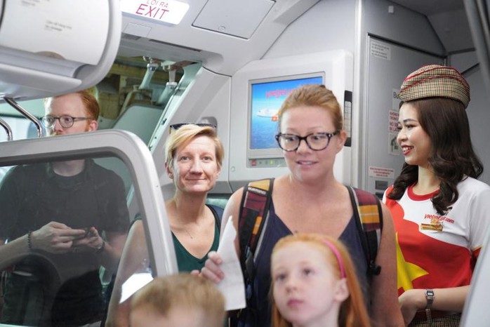 Muôn ánh sao vàng rộn ràng trên những chuyến bay Vietjet dịp kỷ niệm Quốc Khánh 2-9- Ảnh 4. Muôn ánh sao vàng rộn ràng trên những chuyến bay Vietjet dịp kỷ niệm Quốc Khánh 2-9- Ảnh 4.