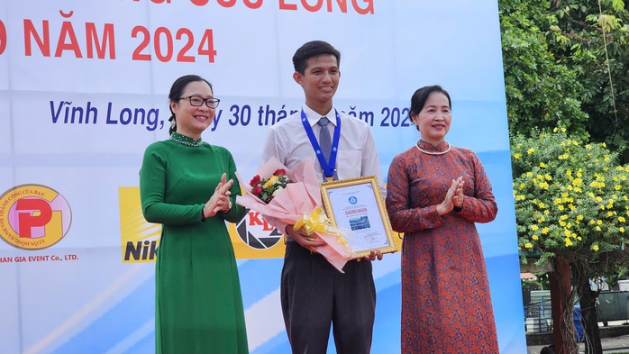 2 tác phẩm về Vĩnh Long và Phú Quốc giành huy chương vàng tại cuộc thi ảnh- Ảnh 1. 2 tác phẩm về Vĩnh Long và Phú Quốc giành huy chương vàng tại cuộc thi ảnh- Ảnh 1.