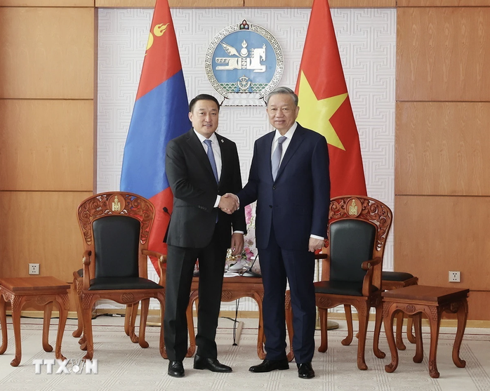 Tổng Bí thư, Chủ tịch nước Tô Lâm hội kiến Chủ tịch Quốc hội Mông Cổ- Ảnh 1. Tổng Bí thư, Chủ tịch nước Tô Lâm hội kiến Chủ tịch Quốc hội Mông Cổ- Ảnh 1.