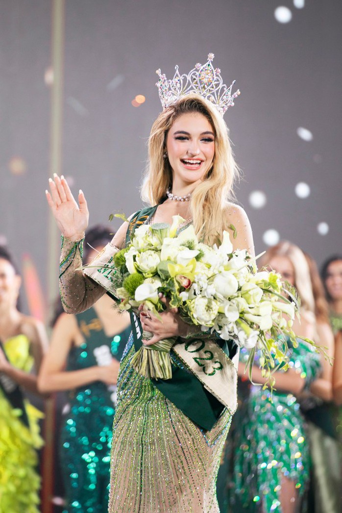 Lý do Trương Ngọc Ánh không tổ chức cuộc thi Hoa hậu Trái Đất 2024- Ảnh 1. Lý do Trương Ngọc Ánh không tổ chức cuộc thi Hoa hậu Trái Đất 2024- Ảnh 1.