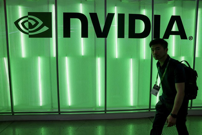 Giá trị vốn hóa thị trường của Tập đoàn Nvidia (Mỹ) “bốc hơi” 279 tỉ USD hôm 3-9. Ảnh: REUTERS Giá trị vốn hóa thị trường của Tập đoàn Nvidia (Mỹ) “bốc hơi” 279 tỉ USD hôm 3-9. Ảnh: REUTERS