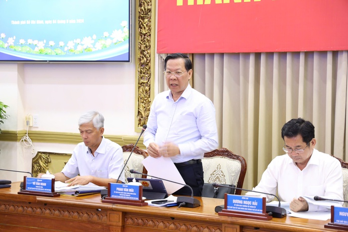 Chủ tịch UBND TP HCM có nhiều chỉ đạo quyết liệt cho năm học mới- Ảnh 1. Chủ tịch UBND TP HCM có nhiều chỉ đạo quyết liệt cho năm học mới- Ảnh 1.