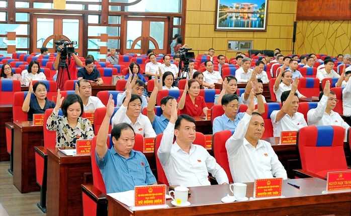 Nguyên Tư lệnh CSCĐ Lê Ngọc Châu được bầu làm Chủ tịch UBND tỉnh Hải Dương- Ảnh 3. Nguyên Tư lệnh CSCĐ Lê Ngọc Châu được bầu làm Chủ tịch UBND tỉnh Hải Dương- Ảnh 3.
