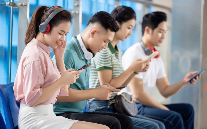 Một nhà mạng tặng điện thoại 4G miễn phí cho khách hàng dùng máy 2G- Ảnh 1. Một nhà mạng tặng điện thoại 4G miễn phí cho khách hàng dùng máy 2G- Ảnh 1.