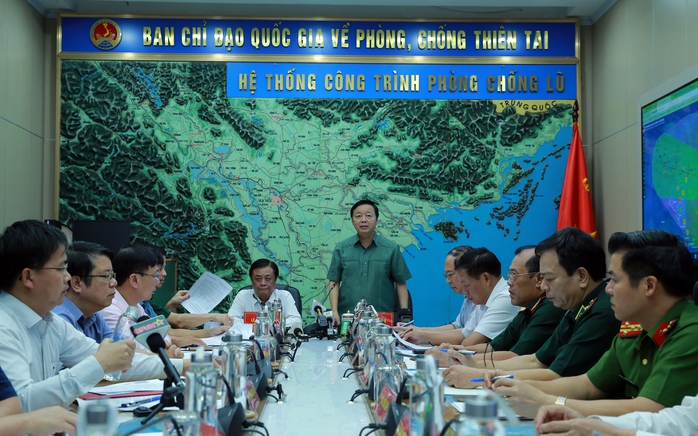 Phó Thủ tướng Trần Hồng Hà chủ trì cuộc họp triển khai công tác ứng phó với siêu bão số 3 vào ngày 5-9 Phó Thủ tướng Trần Hồng Hà chủ trì cuộc họp triển khai công tác ứng phó với siêu bão số 3 vào ngày 5-9