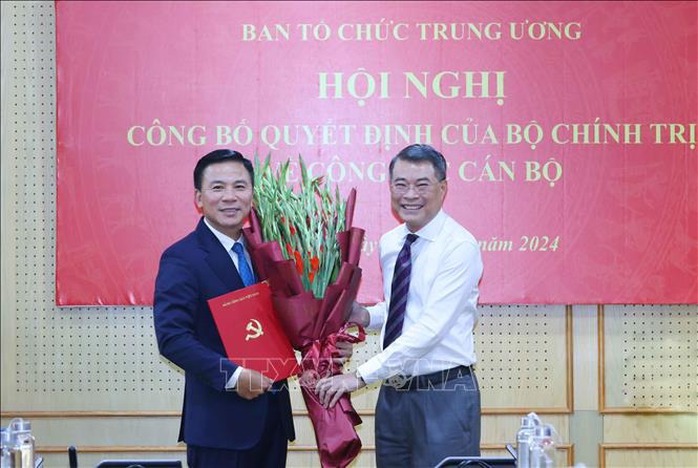 Bí thư Tỉnh ủy Thanh Hóa Đỗ Trọng Hưng làm Phó trưởng Ban Tổ chức Trung ương- Ảnh 2. Bí thư Tỉnh ủy Thanh Hóa Đỗ Trọng Hưng làm Phó trưởng Ban Tổ chức Trung ương- Ảnh 2.