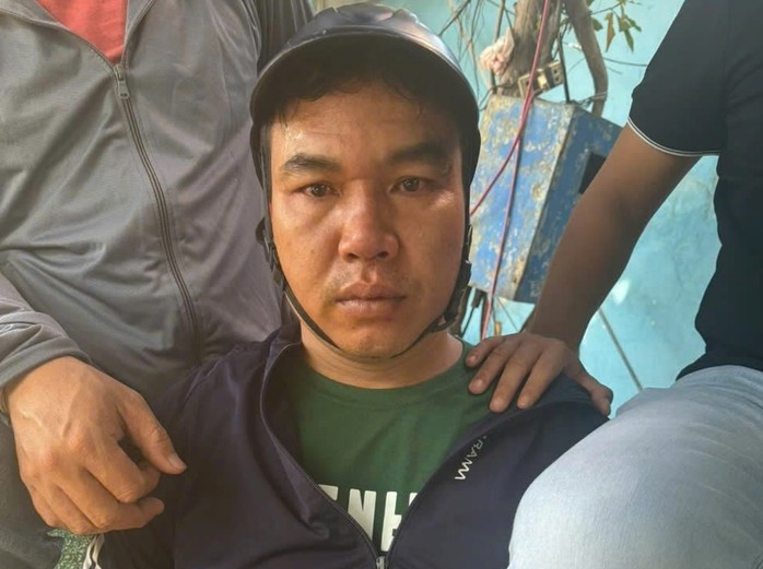 Bắt giữ đối tượng có 4 tiền án, chuyên theo dõi phụ nữ lớn tuổi- Ảnh 1. Bắt giữ đối tượng có 4 tiền án, chuyên theo dõi phụ nữ lớn tuổi- Ảnh 1.
