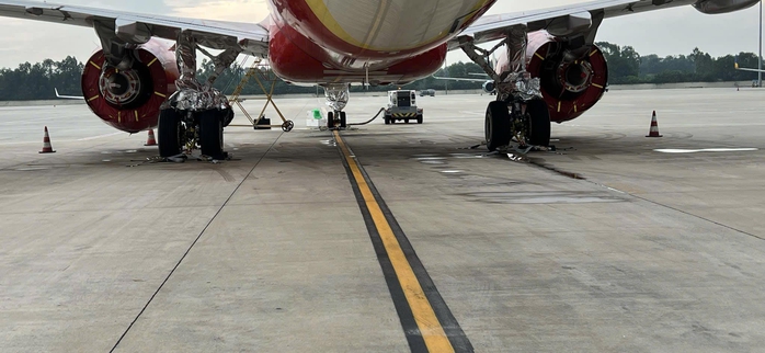 Một số hãng đã điều máy bay về các sân bay không bị ảnh hưởng của bão. Một số hãng đã điều máy bay về các sân bay không bị ảnh hưởng của bão.