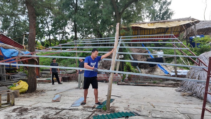 Phó Thủ tướng kiểm tra công tác ứng phó siêu bão Yagi tại Quảng Ninh- Ảnh 3. Phó Thủ tướng kiểm tra công tác ứng phó siêu bão Yagi tại Quảng Ninh- Ảnh 3.