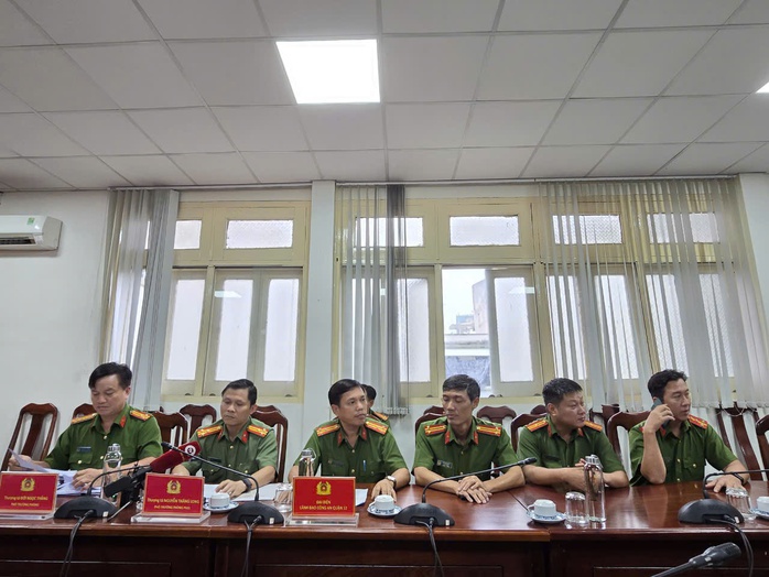 Bắt khẩn cấp 2 bảo mẫu tại Mái ấm Hoa Hồng- Ảnh 1. Bắt khẩn cấp 2 bảo mẫu tại Mái ấm Hoa Hồng- Ảnh 1.