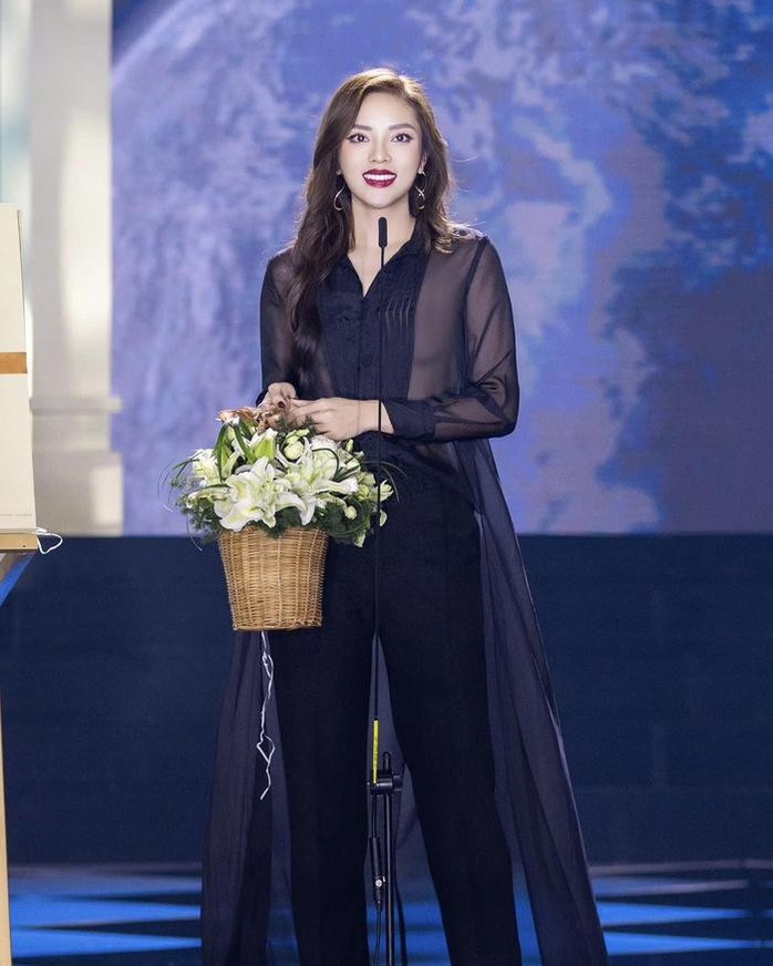 Kỳ Duyên lên tiếng trước những chê bai- Ảnh 1. Kỳ Duyên lên tiếng trước những chê bai- Ảnh 1.