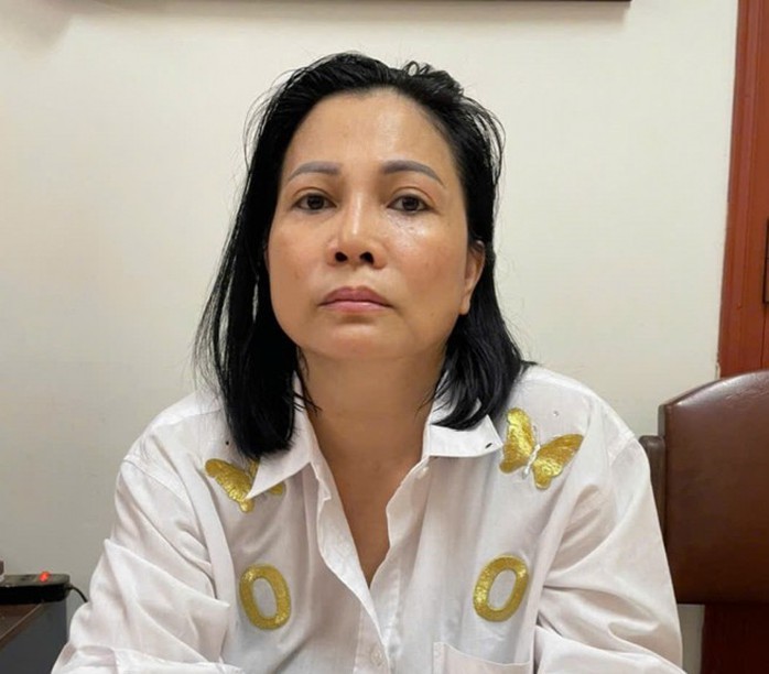 Người phụ nữ mở "tiệc ma túy" tại nhà cùng nhiều dân chơi xăm trổ- Ảnh 1. Người phụ nữ mở "tiệc ma túy" tại nhà cùng nhiều dân chơi xăm trổ- Ảnh 1.
