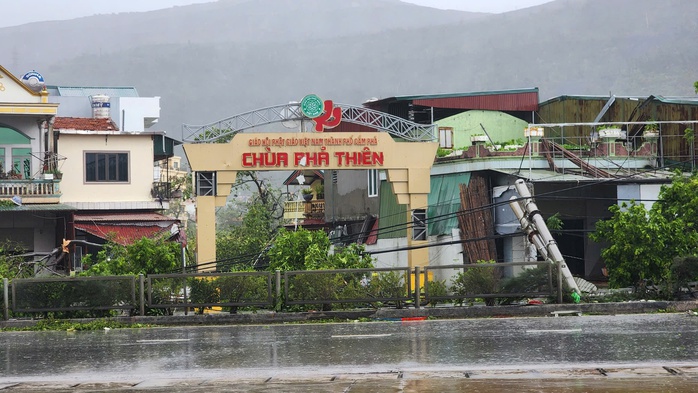 Bộ trưởng Công Thương: Sớm cấp điện trở lại ngay khi bão đi qua- Ảnh 1. Bộ trưởng Công Thương: Sớm cấp điện trở lại ngay khi bão đi qua- Ảnh 1.