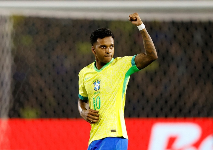 Lời chia tay buồn của Luis Suarez, Brazil mơ tranh Top 4 Nam Mỹ - Ảnh 5. Lời chia tay buồn của Luis Suarez, Brazil mơ tranh Top 4 Nam Mỹ - Ảnh 5.