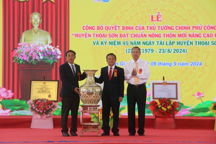 Một huyện ở An Giang xác lập kỷ lục Việt Nam- Ảnh 6.