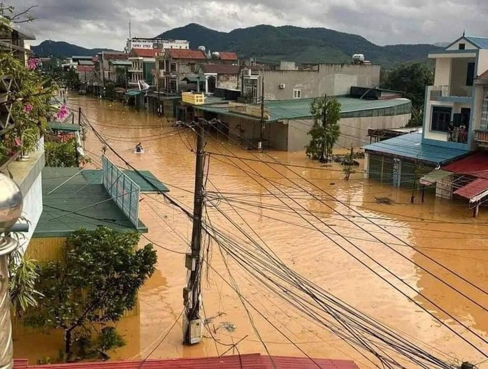 Lũ báo động ở Thái Nguyên, nhiều người dân kêu cứu- Ảnh 6. Lũ báo động ở Thái Nguyên, nhiều người dân kêu cứu- Ảnh 6.