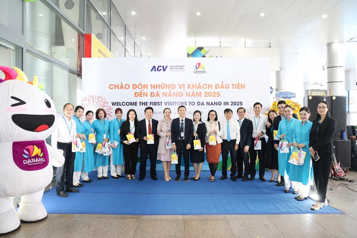 Hàng không đón những vị khách quốc tế đầu tiên, mở đầu năm "bản lề" phát triển- Ảnh 7. Hàng không đón những vị khách quốc tế đầu tiên, mở đầu năm "bản lề" phát triển- Ảnh 7.